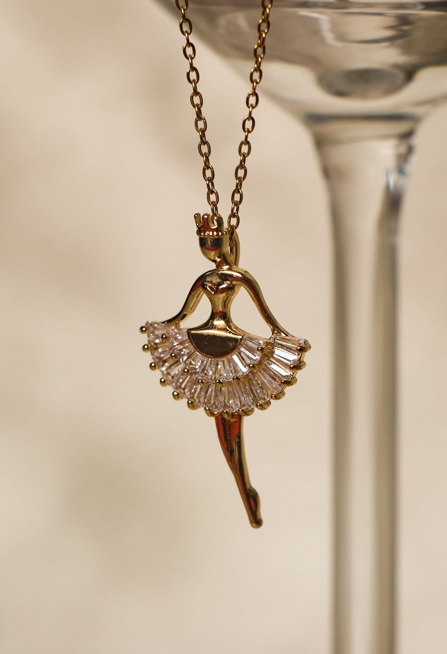 Dancing Elegance Pendant